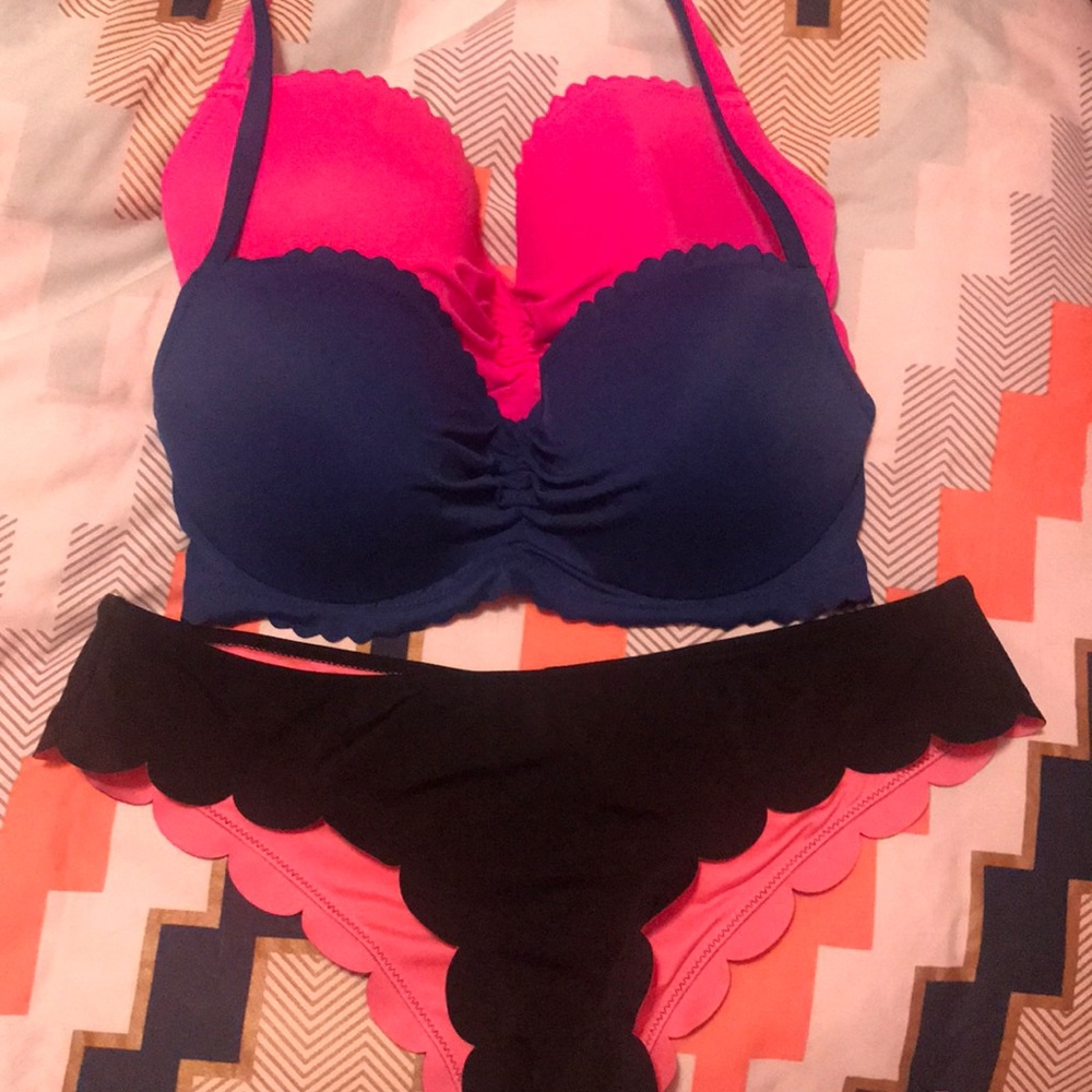 Swim suit bundle!!